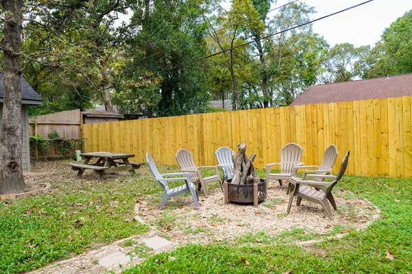 $360,000 | 24 Woody Creek Drive, Conroe, TX 77301