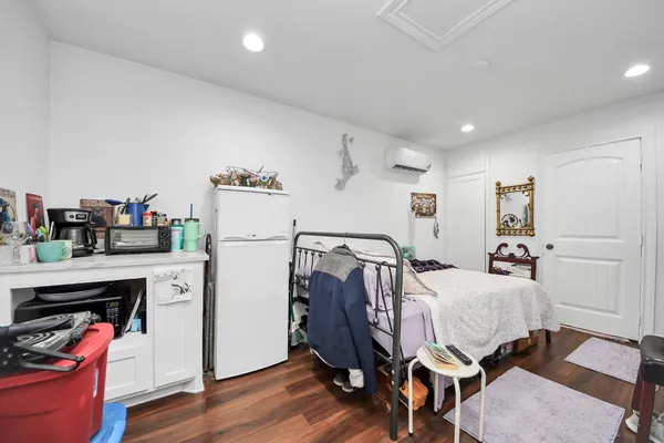 $360,000 | 24 Woody Creek Drive, Conroe, TX 77301