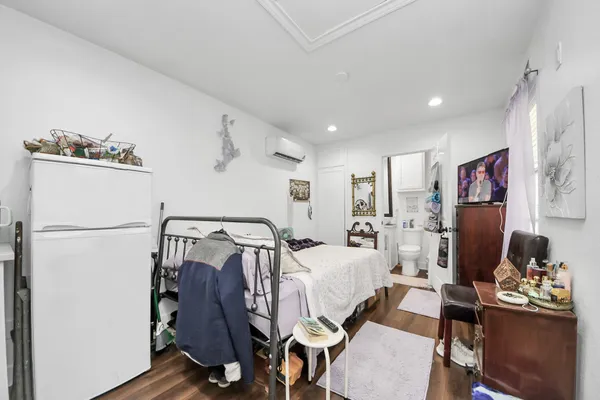 $360,000 | 24 Woody Creek Drive, Conroe, TX 77301