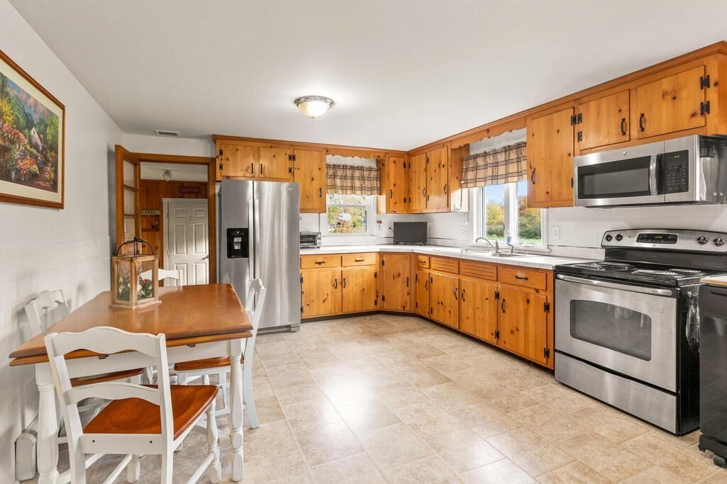 86 Town Farm Road Ipswich, MA 01938 - Photo 13 of 29 Gallery Image 13