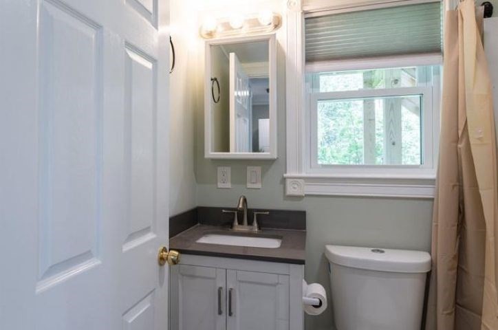 13 Main Street Atkinson, NH 03811 - Photo 6 of 21