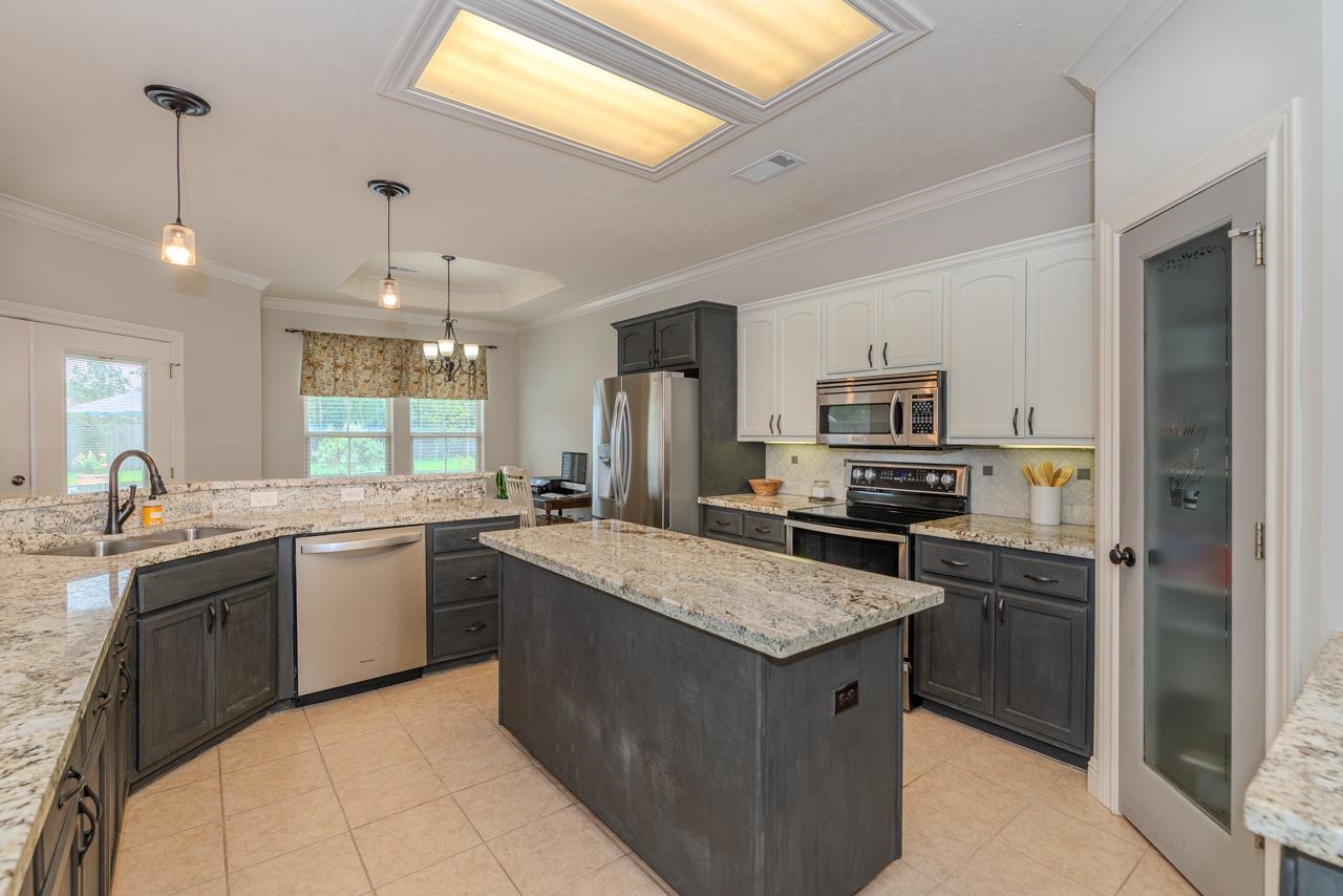 6120 Westchase Loop Lumberton, TX 77657 - Photo 8 of 44