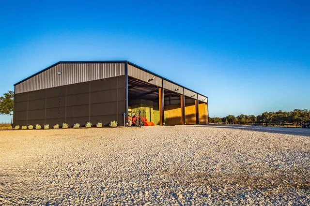 a house view with a outdoor space