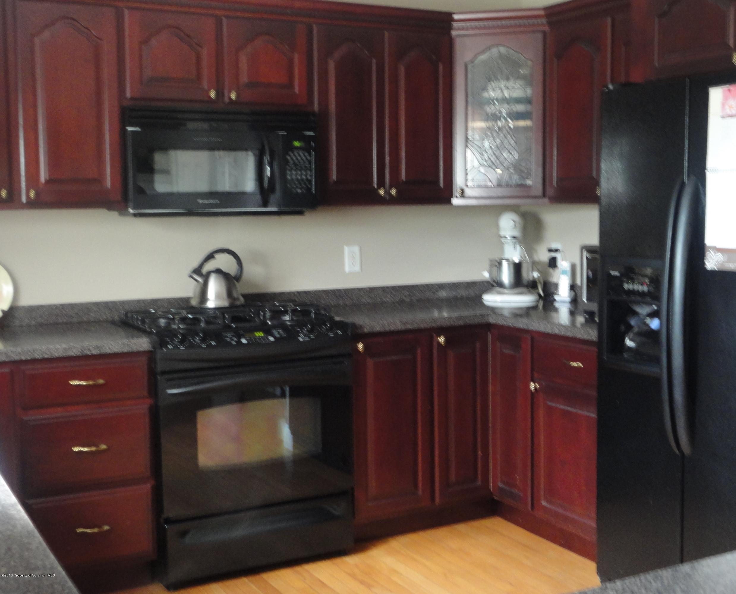 6 Peaceful Valley Road Clarks Summit, PA 18411 - Photo 11 of 22 Gallery Image 11