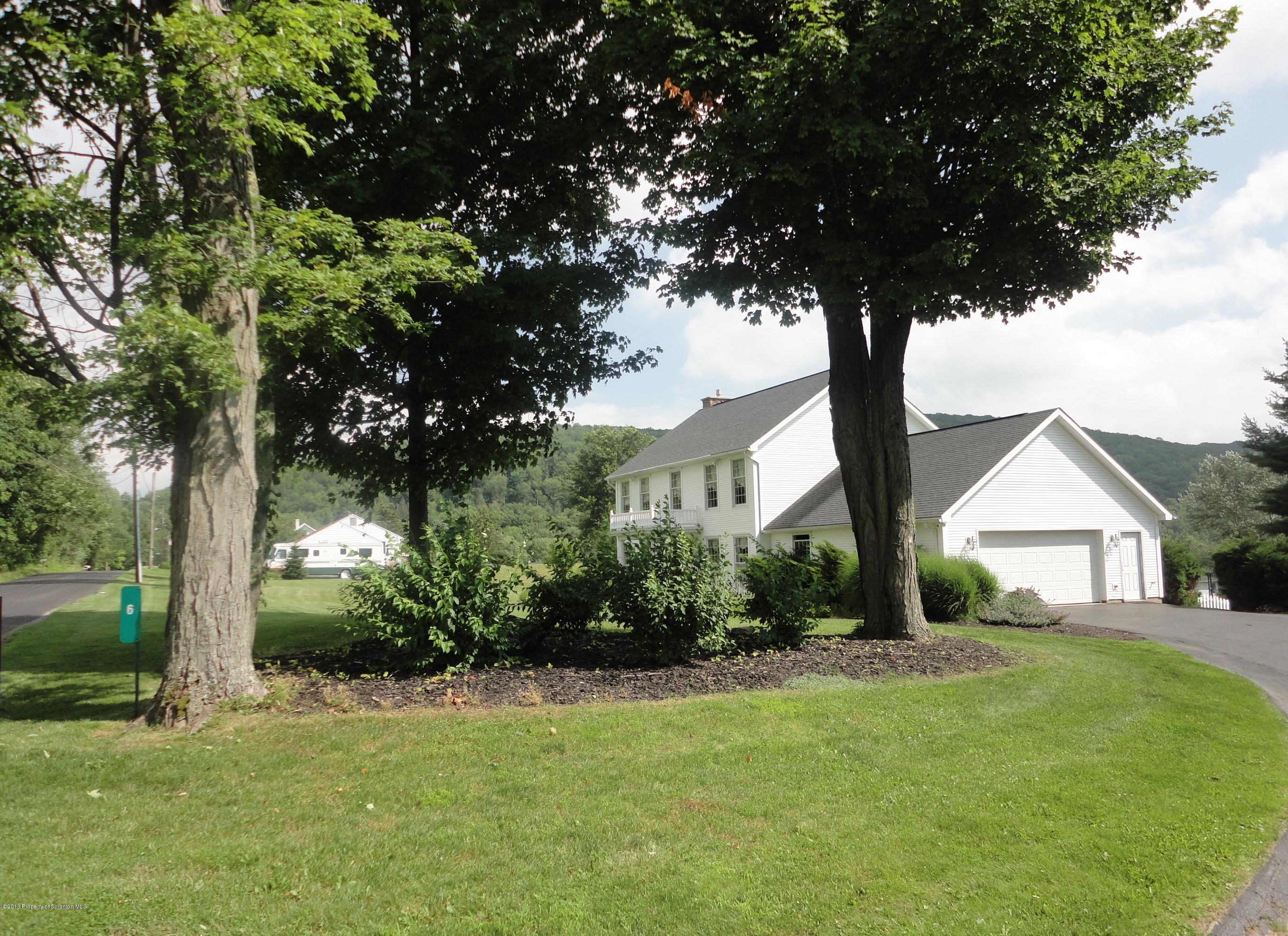 6 Peaceful Valley Road Clarks Summit, PA 18411 - Photo 3 of 22 Gallery Image 3