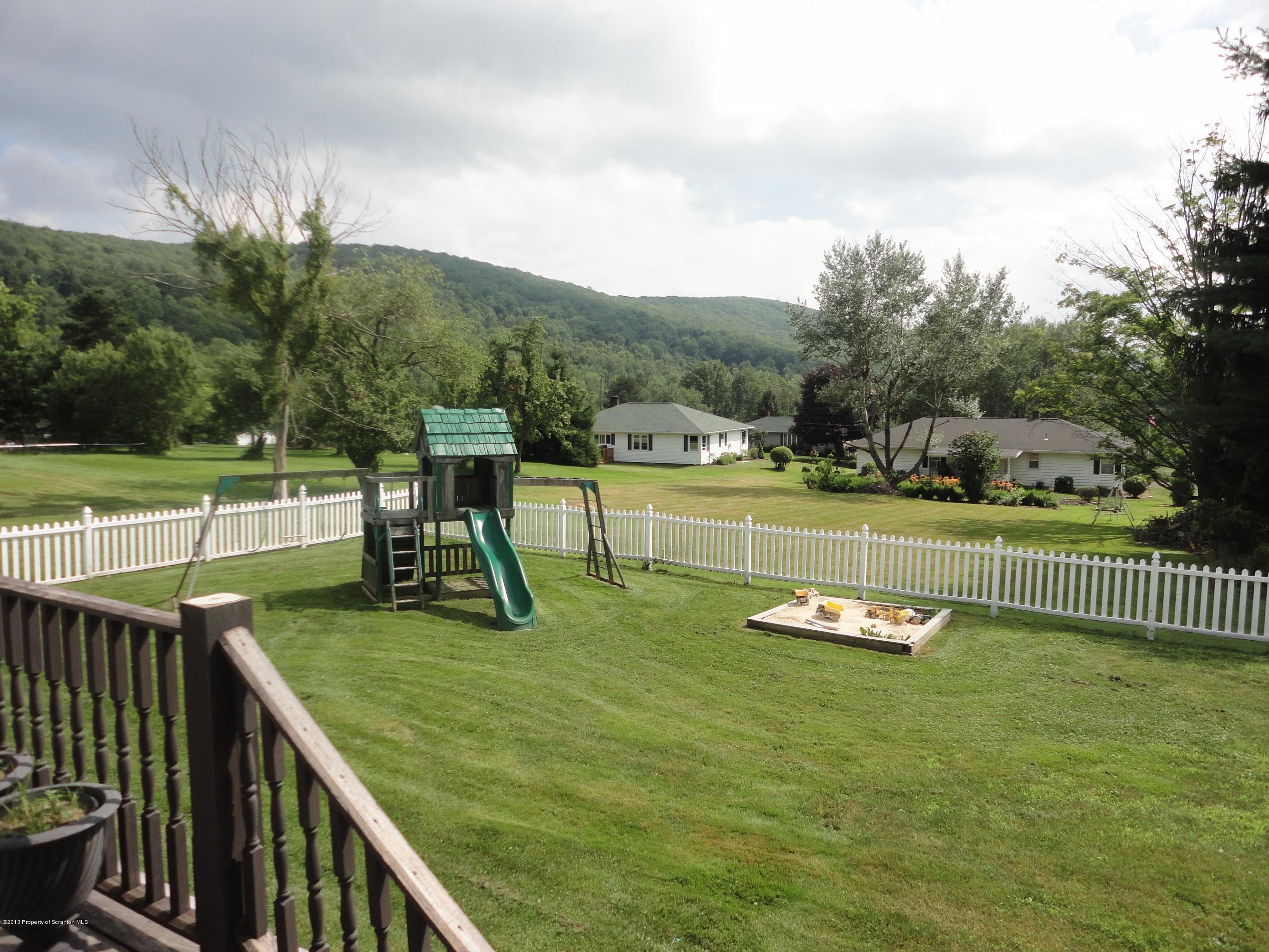 6 Peaceful Valley Road Clarks Summit, PA 18411 - Photo 9 of 22 Gallery Image 9