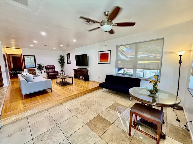 $2,800 | 45 Southeast 14th Street, Unit 1, Dania Beach, FL 33004