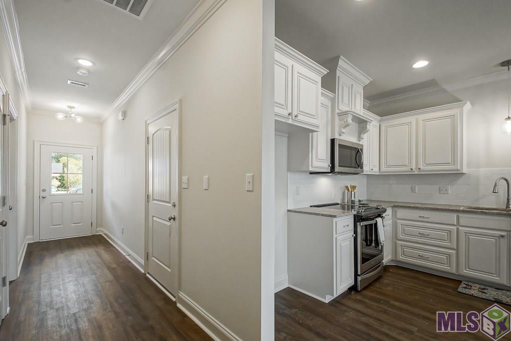 9017 Lockhart Road, Unit 6B Denham Springs, LA 70726 - Photo 8 of 23