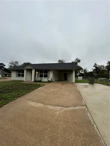 $1,350 | 916 South Gordon Street, Bryan, TX 77803