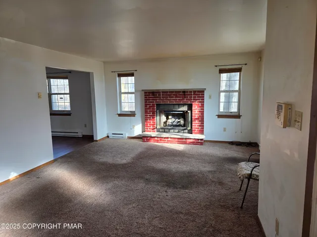 $285,000 | 640 Country Pl Drive, Tobyhanna, PA 18466