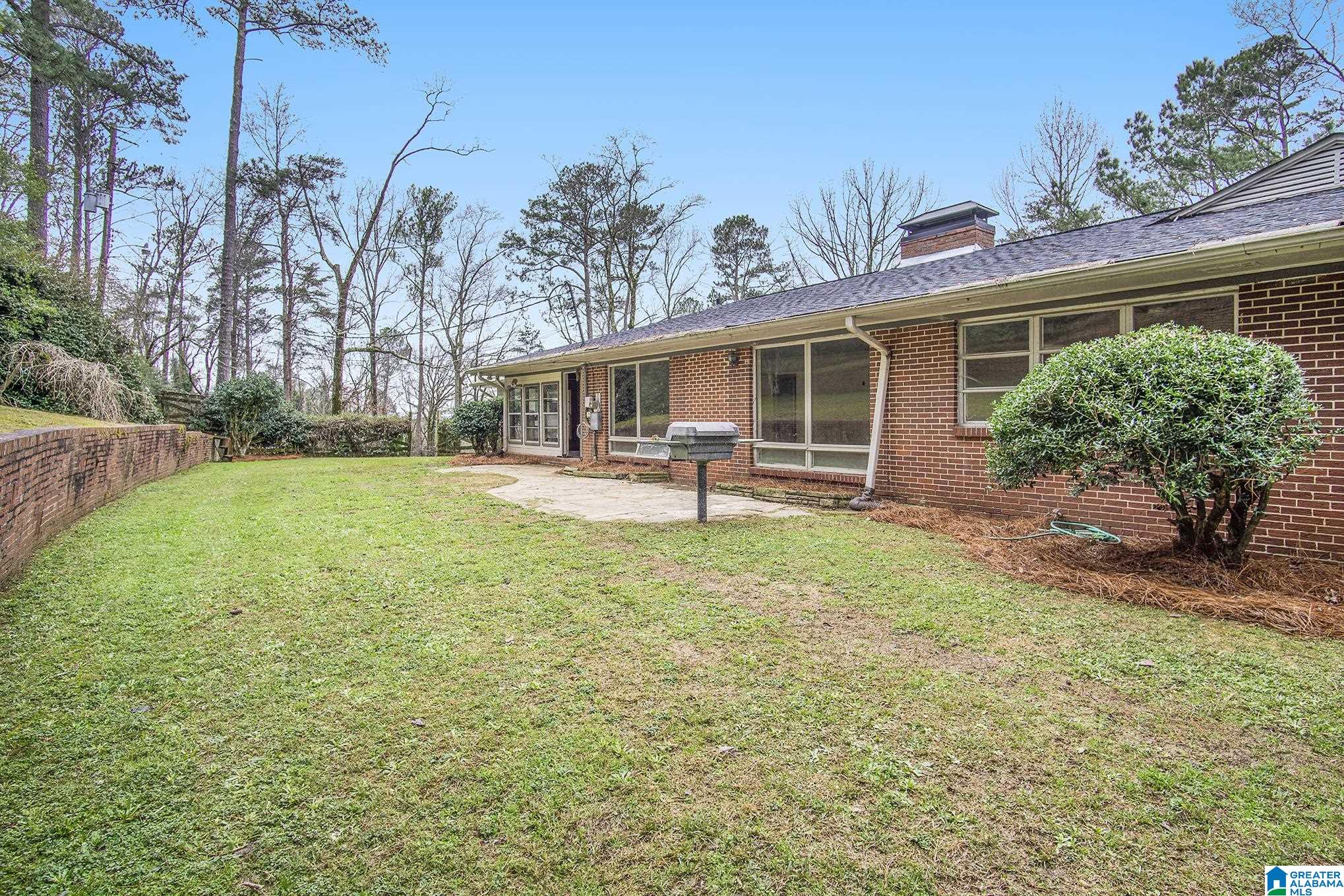 2751 Eastern Valley Road Leeds, AL 35094 - Photo 38 of 47