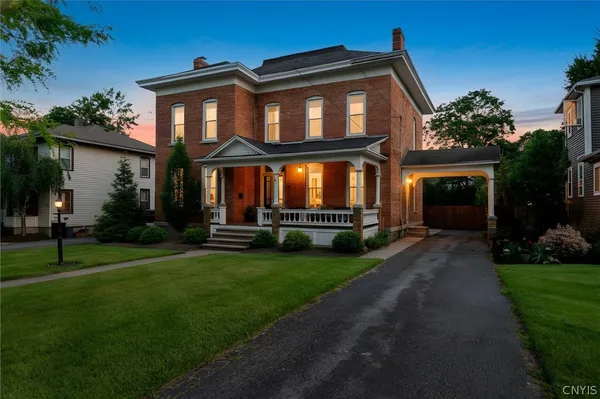 $289,900 | 27 Elizabeth Street, Auburn, NY 13021