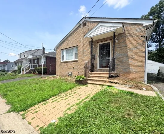 $3,200 | 304 West Linden Avenue, Linden, NJ 07036