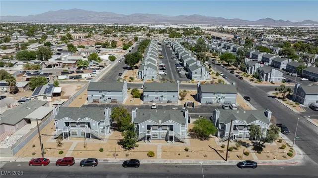 $1,200 | 4170 East Tonopah Avenue, Unit 212, Las Vegas, NV 89115