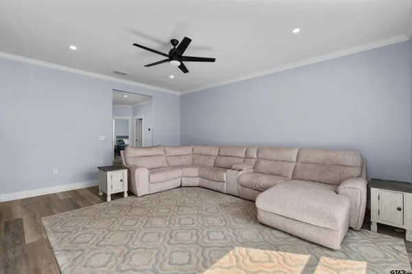 $339,900 | 111 Kenswick Drive, Henderson, TX 75654