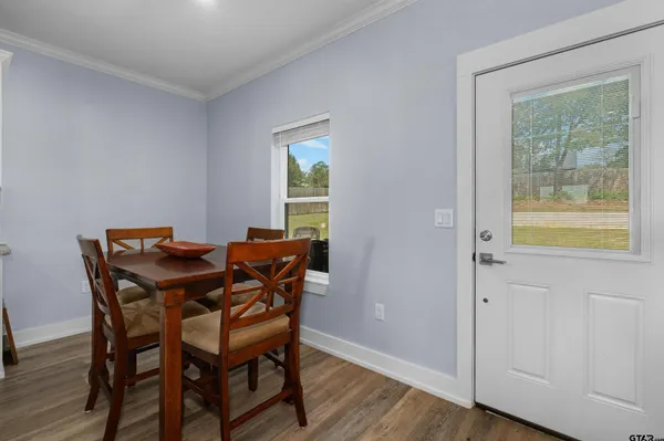 $339,900 | 111 Kenswick Drive, Henderson, TX 75654