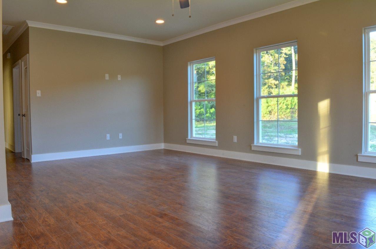 30686 Milton Road Walker, LA 70785 - Photo 8 of 27 Gallery Image 8