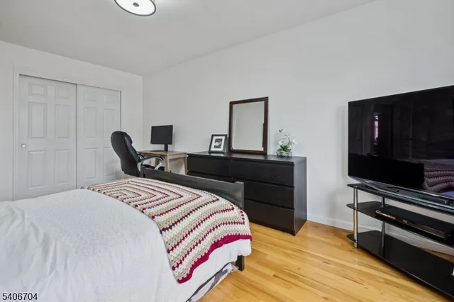 $649,900 | 111 Todd Street, Linden, NJ 07036