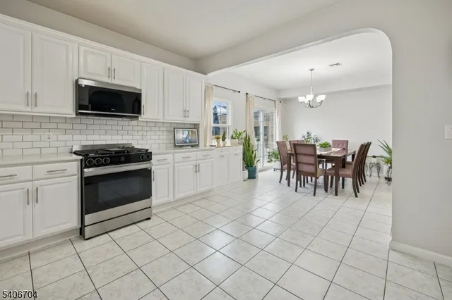 $649,900 | 111 Todd Street, Linden, NJ 07036