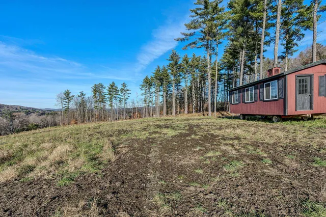 $675,000 | 8 Grout Road, Hartland, VT 05048