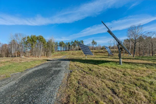 $675,000 | 8 Grout Road, Hartland, VT 05048