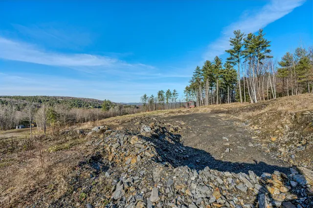 $675,000 | 8 Grout Road, Hartland, VT 05048