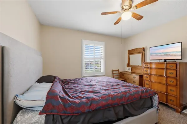 $220,000 | 405 West College Street, Odessa, MO 64076