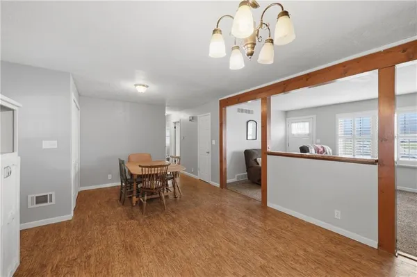 $220,000 | 405 West College Street, Odessa, MO 64076