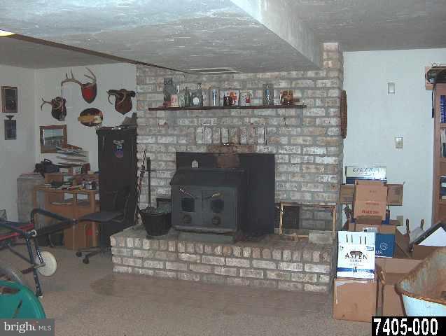 996 Pine Grove Road, Unit 2 Hanover, PA 17331 - Photo 4 of 9