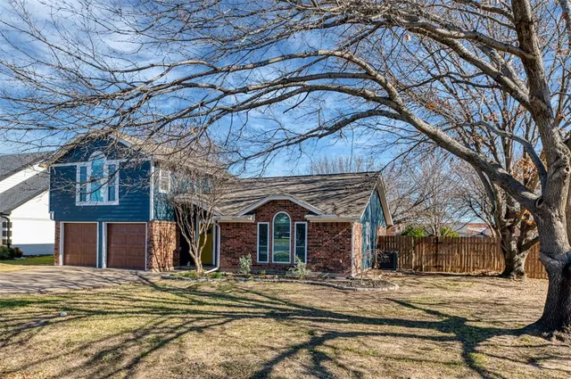 $510,000 | 485 Ashley Lane, Roanoke, TX 76262