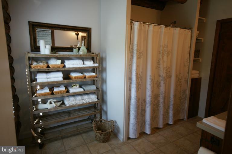 17249 Teagues Point Road Hughesville, MD 20637 - Photo 25 of 30 Master Bath