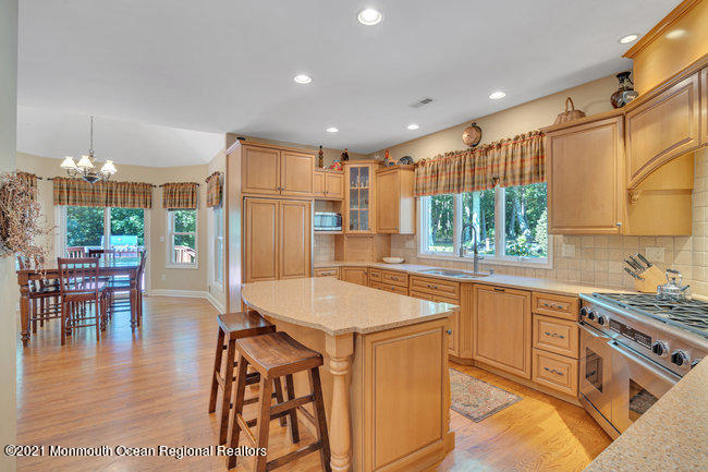 53 Stillhouse Road Millstone Township, NJ 08535 - Photo 16 of 55 Kitchen