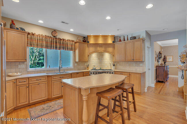 53 Stillhouse Road Millstone Township, NJ 08535 - Photo 18 of 55 Kitchen