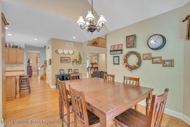 53 Stillhouse Road Millstone Township, NJ 08535 - Photo 21 of 55 Eat-in Kitchen