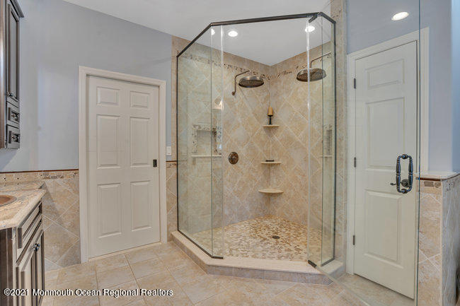 53 Stillhouse Road Millstone Township, NJ 08535 - Photo 26 of 55 Master Bathroom