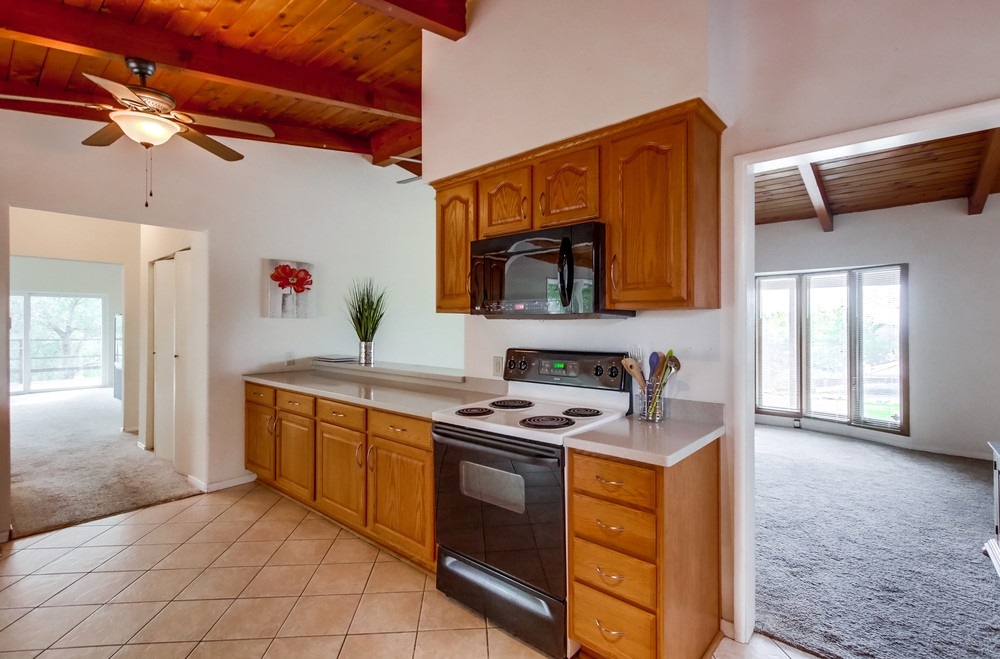 3122 Reed Road Escondido, CA 92027 - Photo 9 of 25