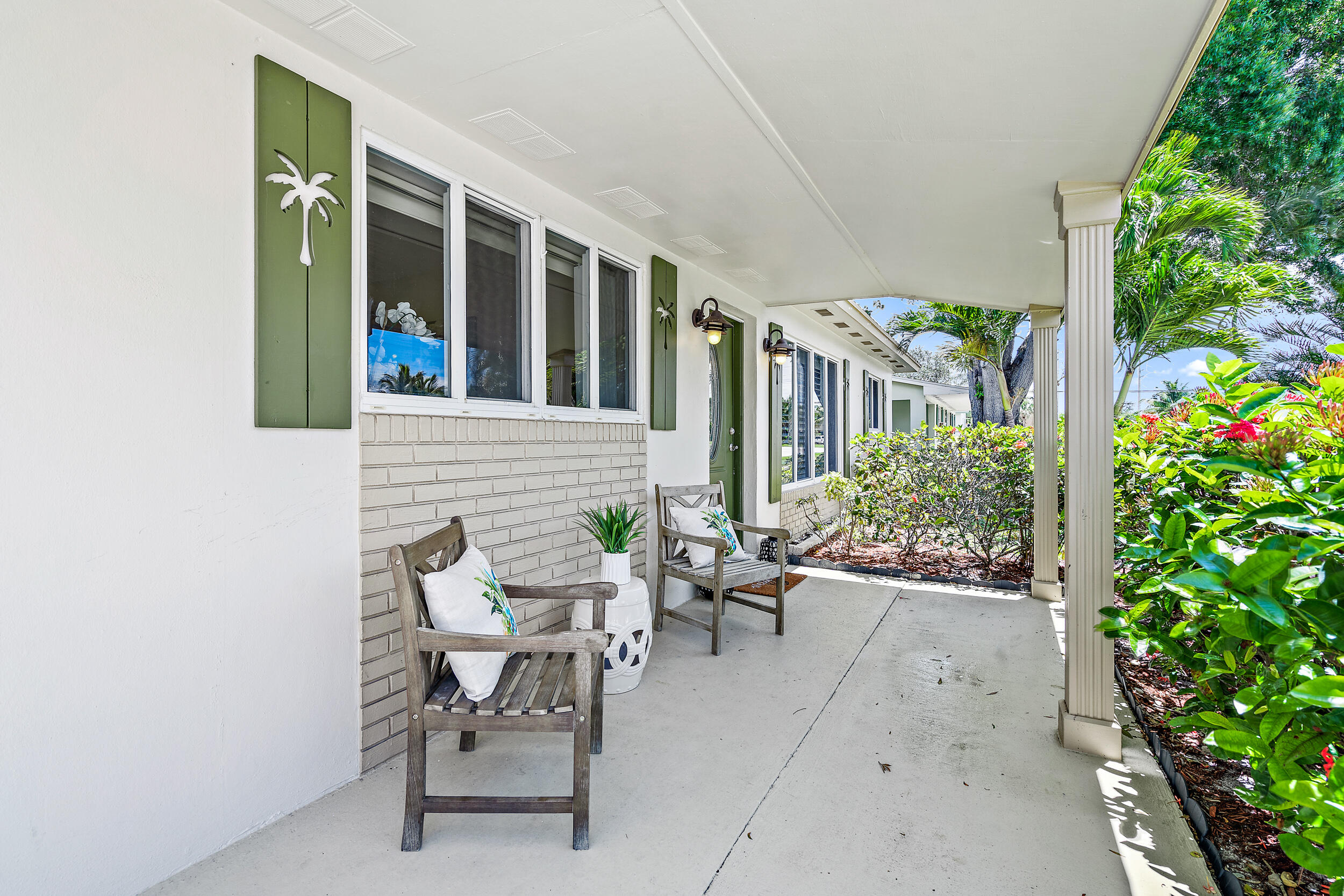 4171 Mark Street Jupiter, FL 33469 - Photo 2 of 26 Welcoming Front Entrance