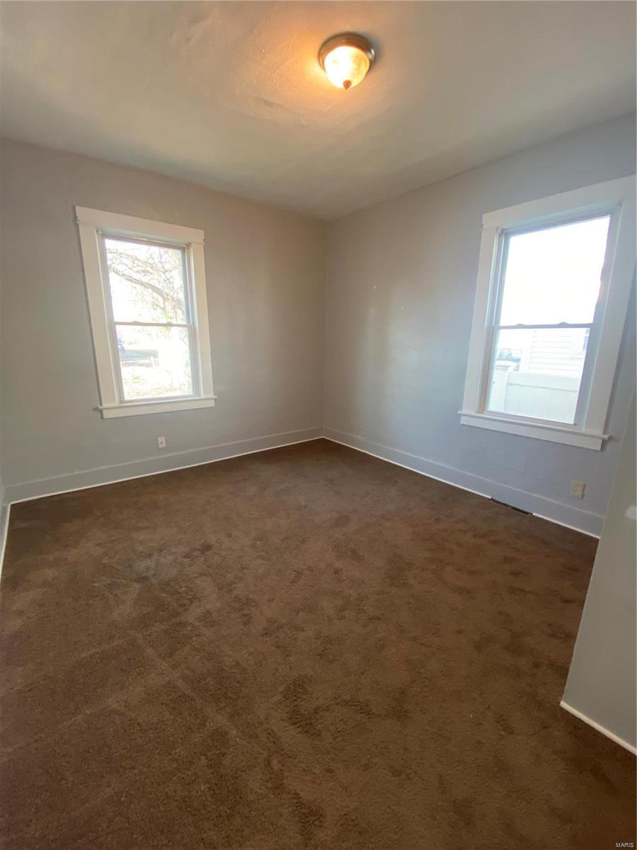 1835 Rhodes Street Madison, IL 62060 - Photo 16 of 32