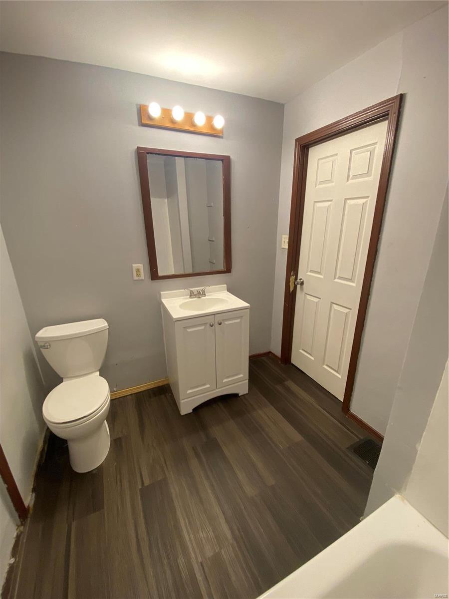 1835 Rhodes Street Madison, IL 62060 - Photo 19 of 32
