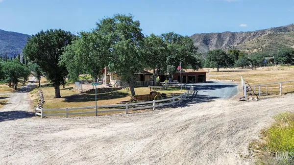 $449,000 | Undisclosed Address, Mountain Mesa, CA 93240