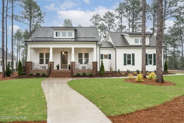 $1,100,000 | 102 Keswick Lane, Pinehurst, NC 28374