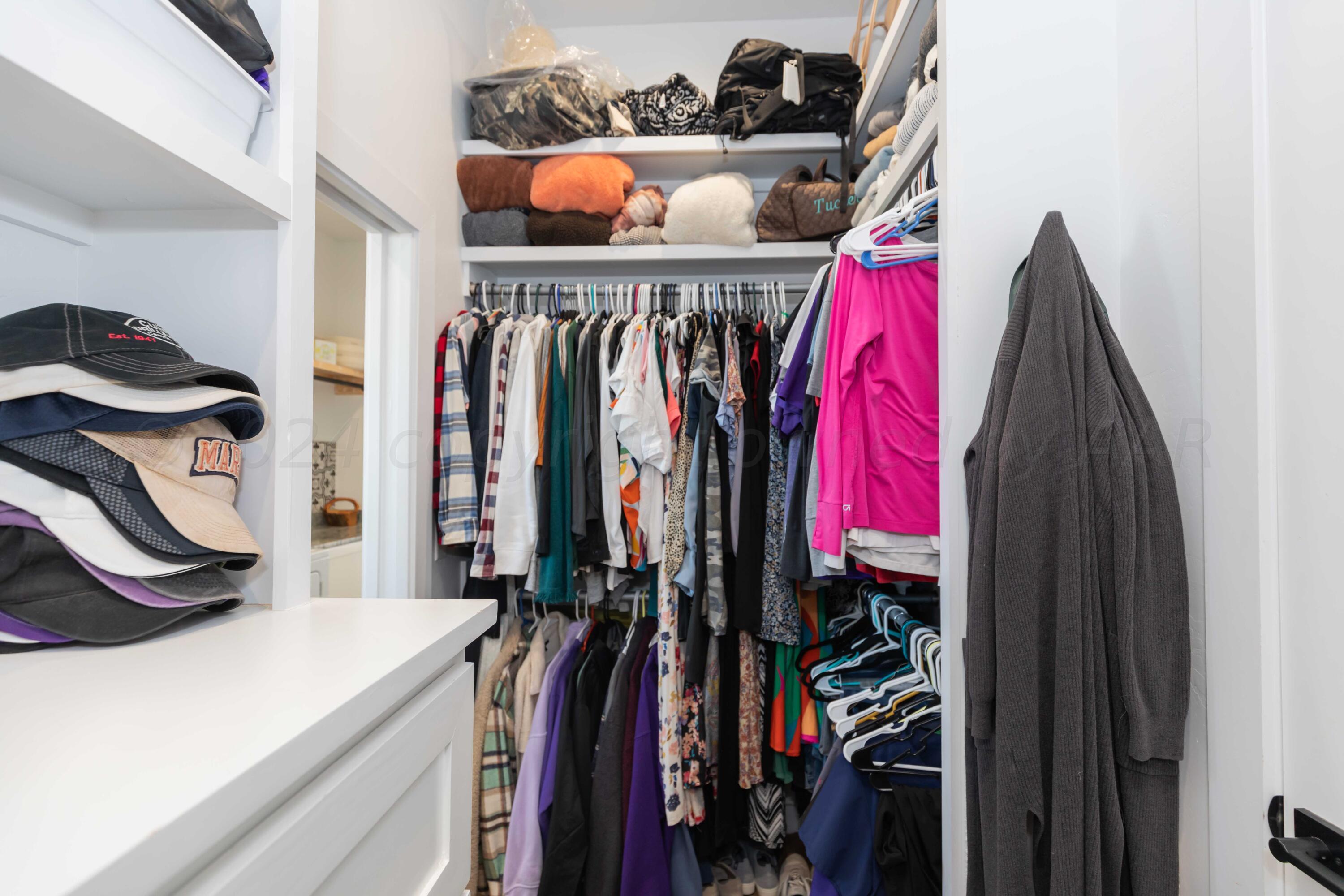 8850 West Rockwell Road Amarillo, TX 79119 - Photo 40 of 75 MASTER CLOSET VIEW 2