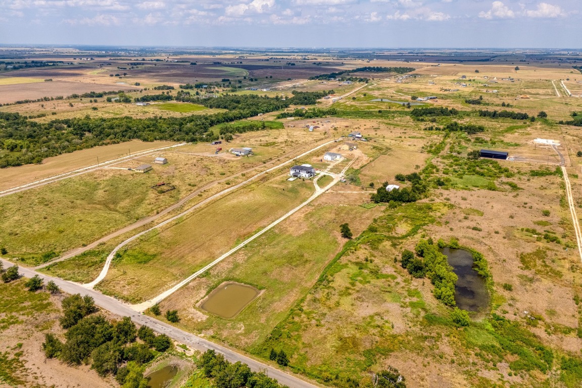 1601 County Road 466 Elgin, TX 78621 - Photo 4 of 39 a view of an ocean and beach