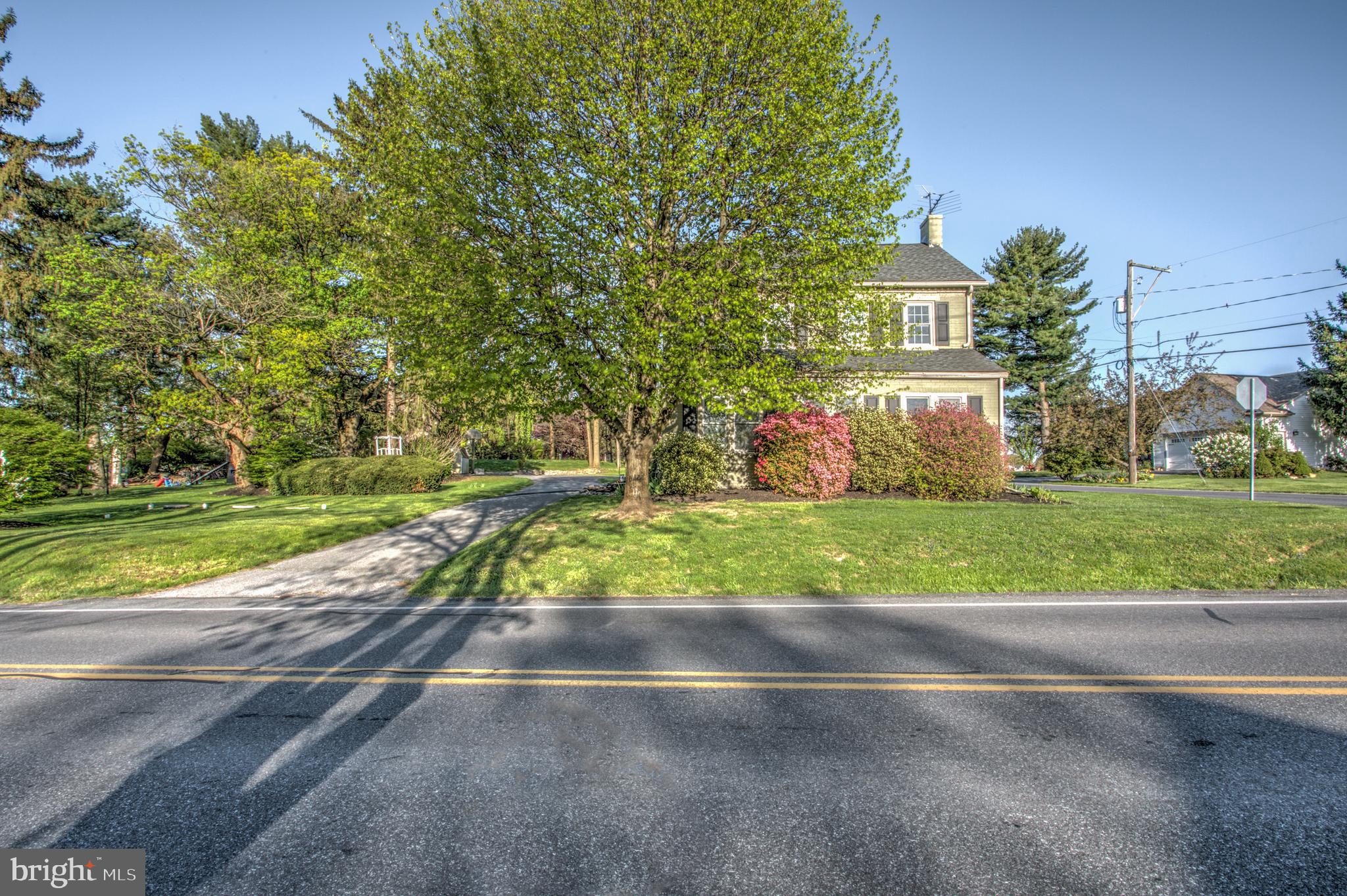950 Clay Road Lititz, PA 17543 - Photo 4 of 43
