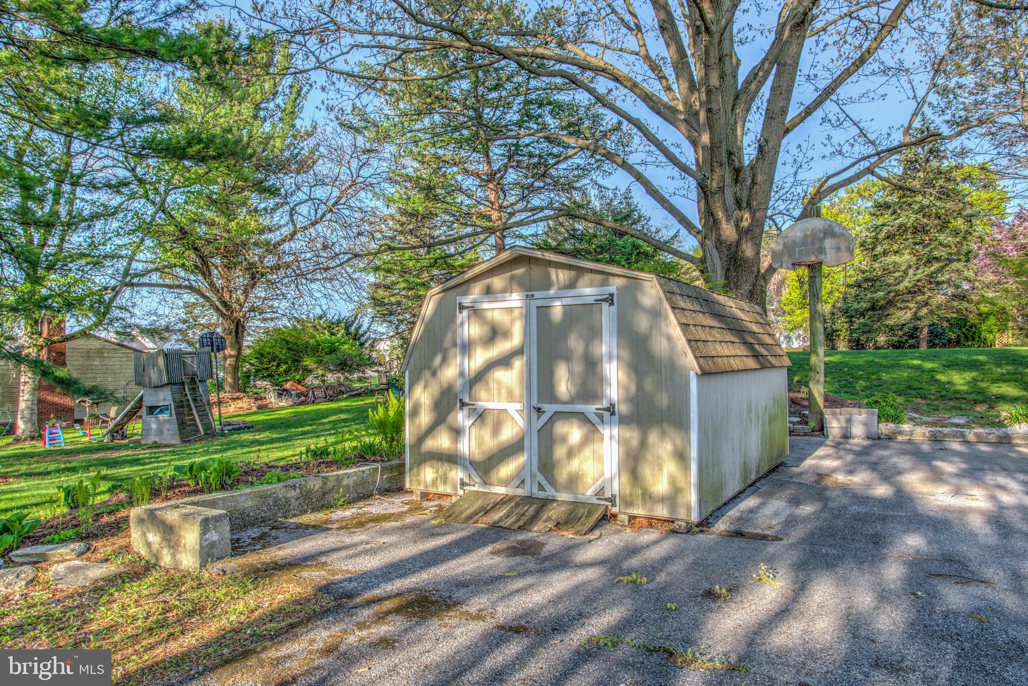 950 Clay Road Lititz, PA 17543 - Photo 41 of 43