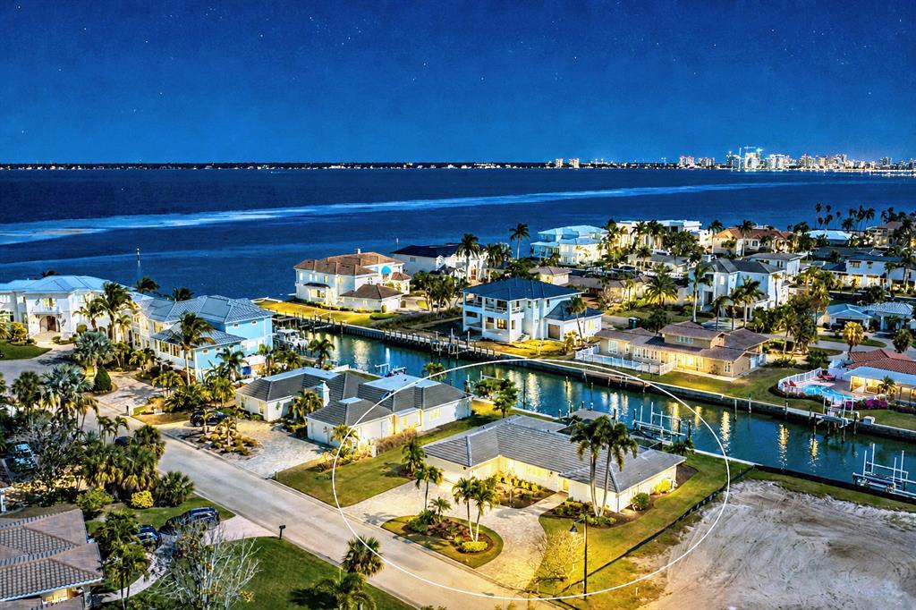 548 Gunwale Lane Longboat Key, FL 34228 - Photo 2 of 57