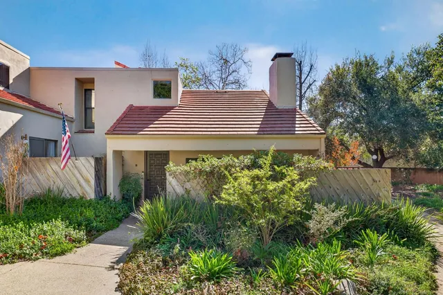 $759,000 | 203 North Carrillo Road, Unit B, Ojai, CA 93023