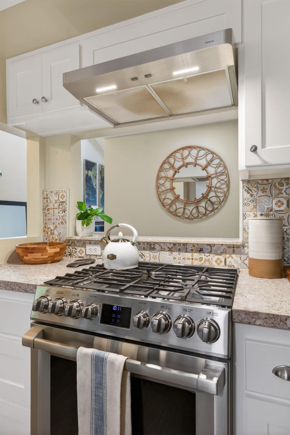 203 North Carrillo Road, Unit B Ojai, CA 93023 - Photo 27 of 50