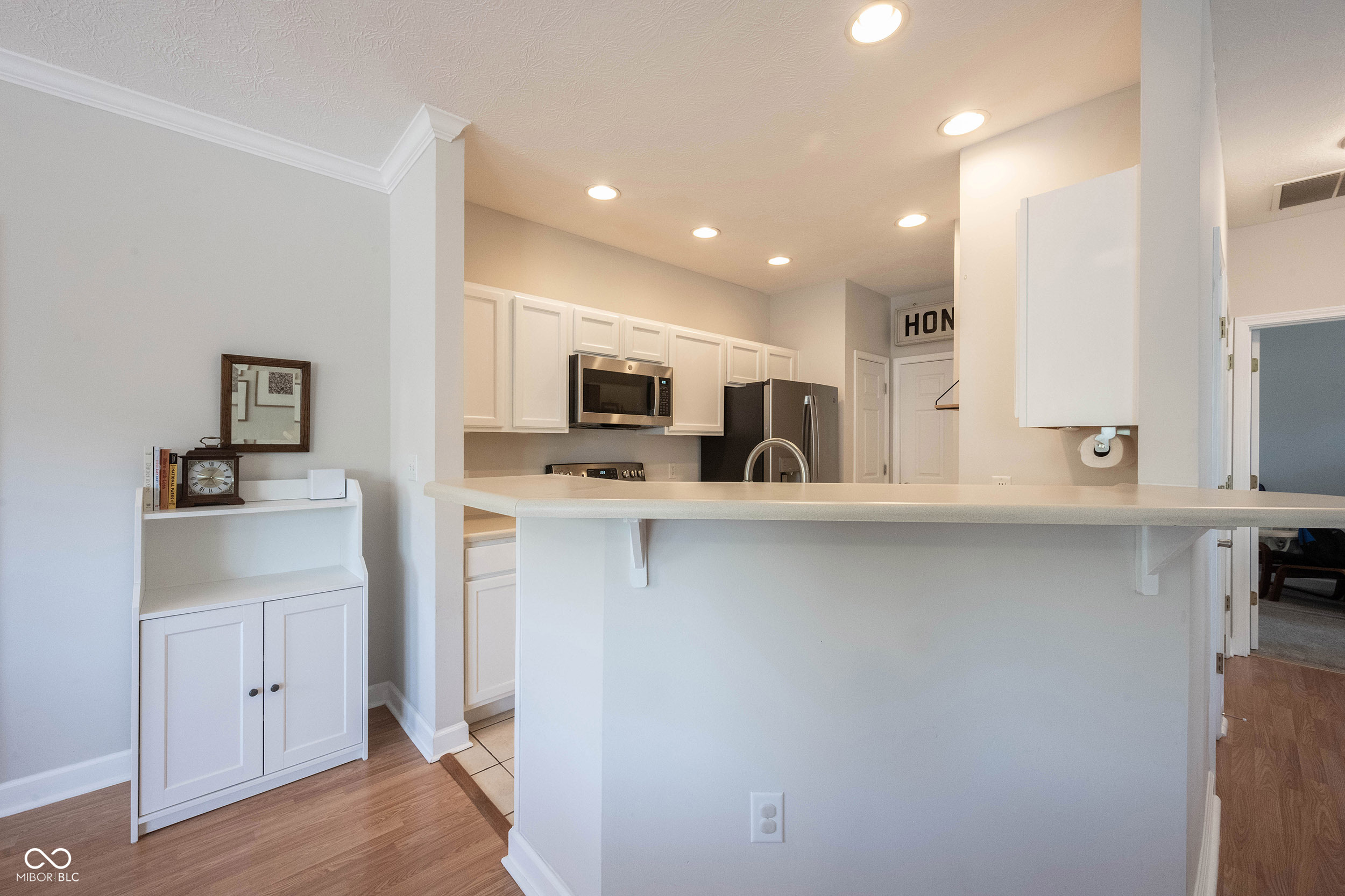 1112 Shadow Ridge Road Indianapolis, IN 46280 - Photo 23 of 68