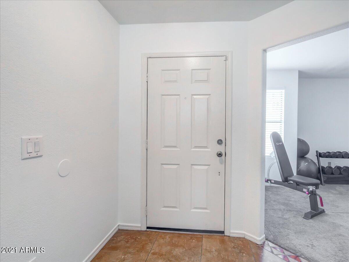 9507 West Monte Vista Road Phoenix, AZ 85037 - Photo 4 of 30 05-9507 W Monte Vista Road-5